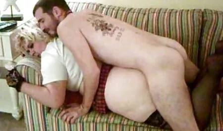 男は若い学生のトーストを作る 女の子 の 為 の アダルト 動画