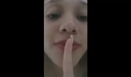 モルトは美しい女の子を取ります 女の子 の ため の エッチ 無料 動画