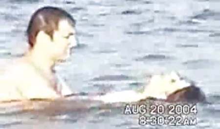 キャプテンキャプテンは降伏した人と白い肌キツネを涙 女の子 用 無料 エロ 動画