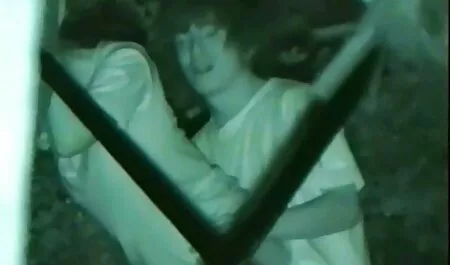 ロシアの美しさを部分的に分割する 女の子 の ため の アダルト ビデオ