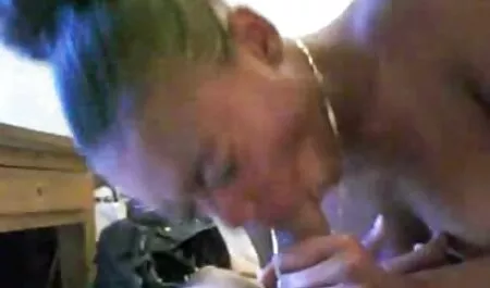 彼女は深い口の撮影を望んでいます 女の子 の ため の エロ ビデオ