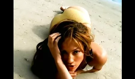 運指ブルネットの前のミラー 女の子 向け 無料 エロ 動画