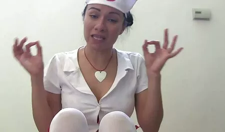 足フェチとともに女の子にハイヒール 女の子 の ため の 無料 エロ 動画