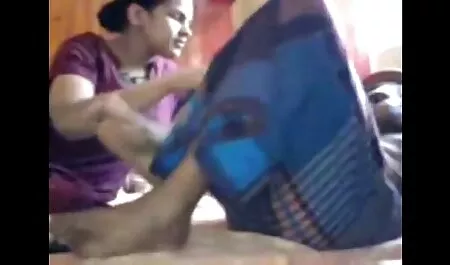 祖母Invisa Petrovnaと彼女の孫娘 エロ 動画 女の子 用