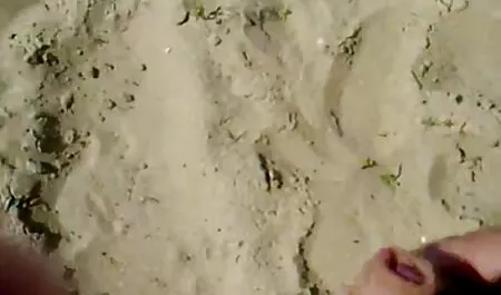 ダイアナは舌の穴の穏やかな吸引 無料 エロ 動画 女の子 の ため の