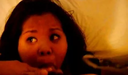 腐った巻き毛の女性はアパート全体をうめき声 女の子 の 為 の 無料 エロ 動画