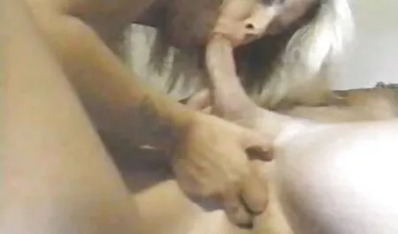 女の子は公衆トイレで洗われました 女の子 用 アダルト 動画