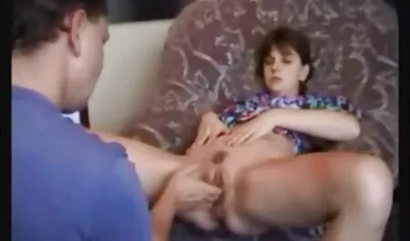 母は彼女の軍隊のボーイフレンドの欲望を誘惑する 女の子 向け エッチ 無料 動画