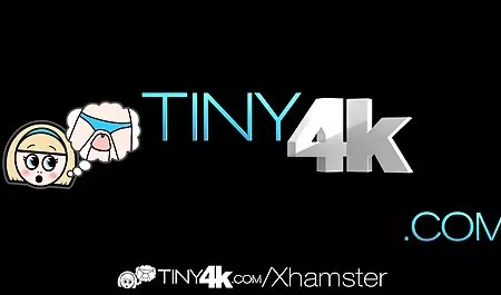 森の中でbitchet雌犬の犬のスタイルを見る 女の子 向け アダルト 動画