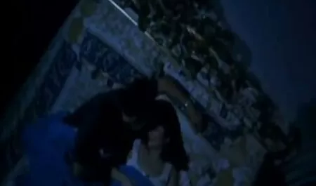 美味しいインド毛の彼女は指を食べる 無料 エロ 動画 女の子 の ため の