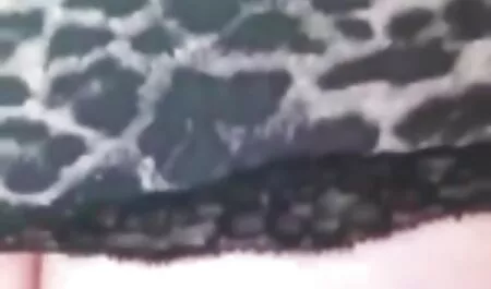 女の子とともにBongacams運指彼女のジューシーな滑りonebcam 女の子 用 の エロ 動画