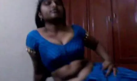 男は彼女とCumsに雛の顔を持っています 女の子 専用 アダルト 動画