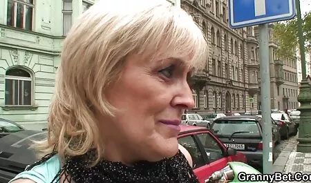 女の子にプッチーニアクションは、コックの負荷 女の子 の ため の 無料 アダルト