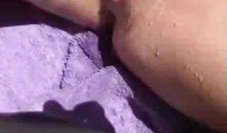 Blondesのプールテーブルをやって彼らのゲーム 無料 エロ 動画 女性 用