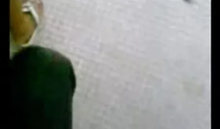 彼の愛人置きます彼に直面するスレーブ 無料 エロ 動画 女の子 向け