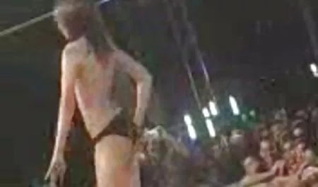 白い靴下で秘書の秘書を見る 無料 エロ 動画 女の子 の ため の