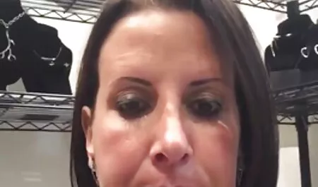 深く食べて、肛門で卵を食べる 女の子 向け エッチ 無料 動画