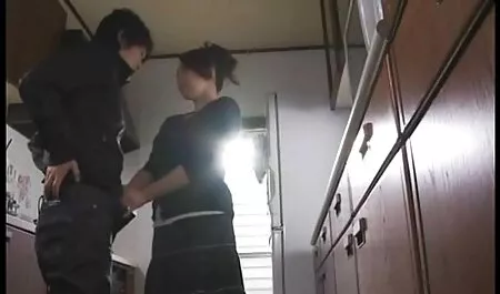 エレナP2でコックをマッサージ 女の子 専用 無料 エロ 動画