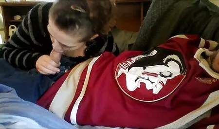 男性は積極的にかわいい犬をおなら 女の子 の 為 の 無料 アダルト