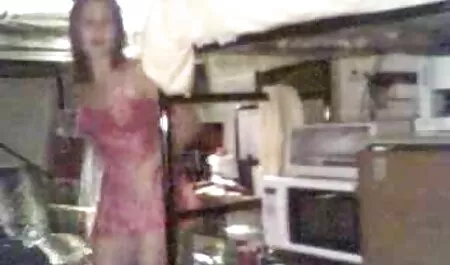 メインキャビンで裸が撮影されました 女の子 用 エロ ビデオ