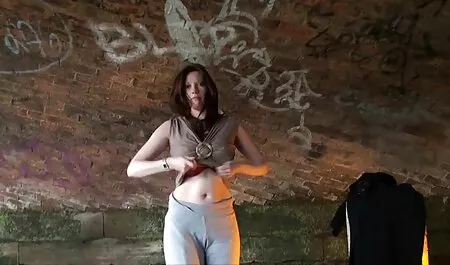 二十歳のファナ仲間、n、強力なコックにバレエ 女の子 用 エロ 動画